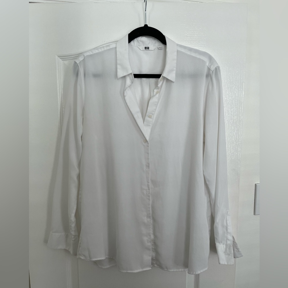 Uniqlo button up blouse
